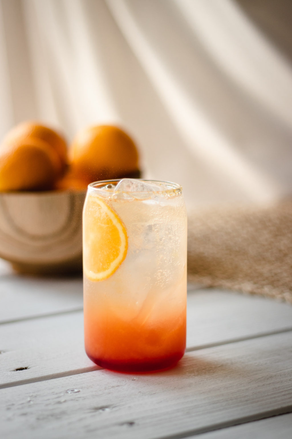 cocktail campari, vodka, eau pétillante et orange