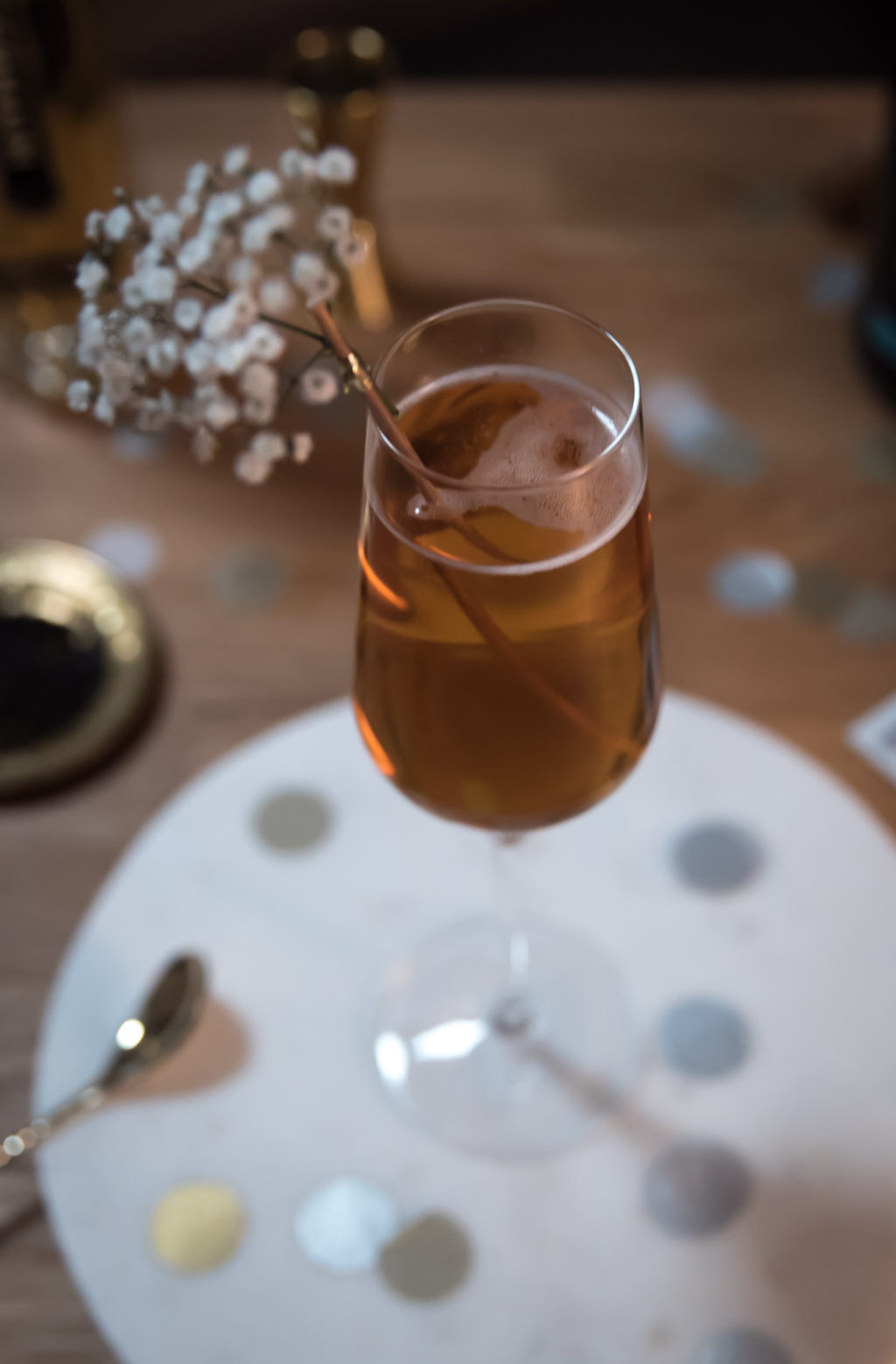cocktail dans une flute à champagne