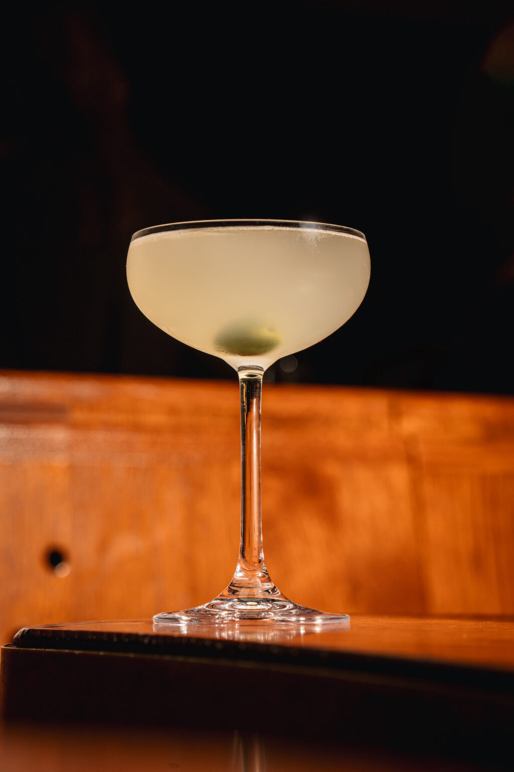 Cocktail_Crisp_Martini_No900_1ou2Cocktail