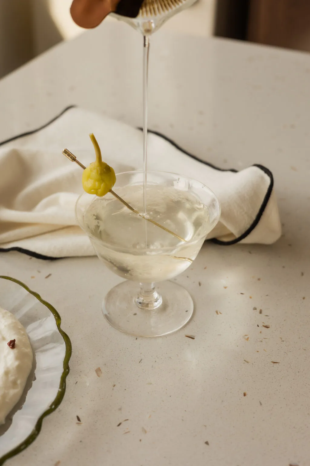 cocktails_pepperoncini_dirty_martini_1ou2cocktails_AW3A6538